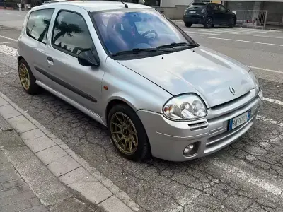Brugt Renault Clio II R.S. 169 HK (124 kW) 2000 Grå Sedan