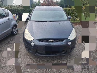 Usata Ford S-MAX Titanium 145 CV (106 kW) 2008 Grigio Monovolume