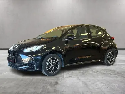 Usata Toyota Yaris Hybrid Trend 115 CV (84 kW) 2023 Nero Berlina