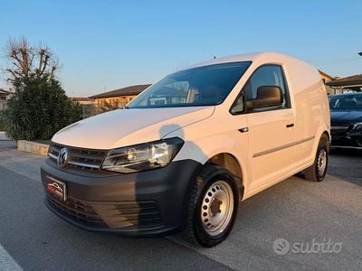 Usata VW Caddy 122 CV (89 kW) 2019 Bianco Monovolume