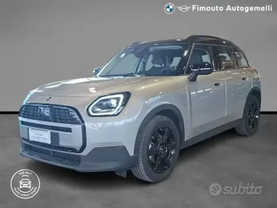 Usata Mini Countryman Classic 150 CV (110 kW) 2025 Argento / metallizzato SUV