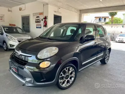 Usata Fiat 500L Trekking 105 CV (77 kW) 2015 Grigio Monovolume