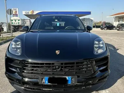 Usata Porsche Macan 265 CV (194 kW) 2021 Nero SUV