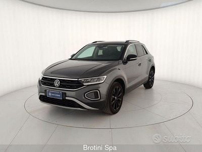 Usata VW T-Roc Sport 116 CV (85 kW) 2024 Grigio SUV