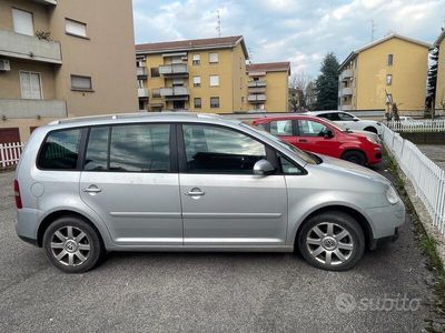 usata VW Touran 2.0 TDI DPF DSG Goal