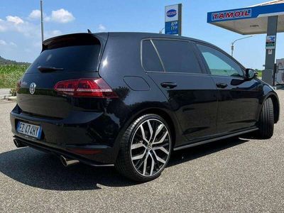 VW Golf