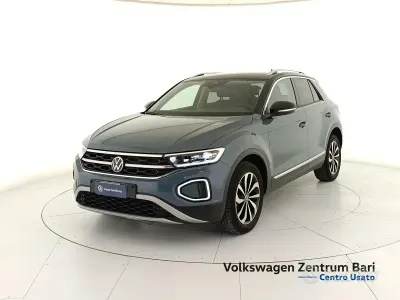 Usata VW T-Roc Style 116 CV (85 kW) 2024 Blu SUV