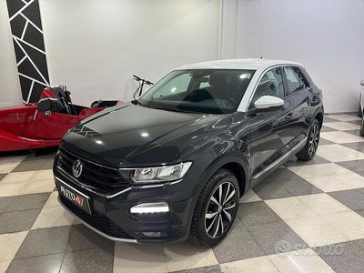 Usata VW T-Roc Advance 116 CV (85 kW) 2020 Grigio SUV
