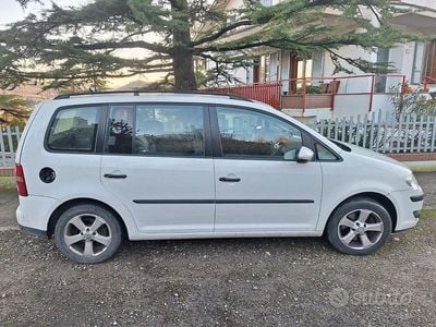 Usata VW Touran 2010 Bianco Monovolume