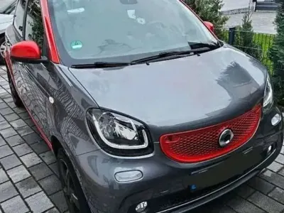 Usata Smart ForFour Passion 90 CV (66 kW) 2017 Utilitaria