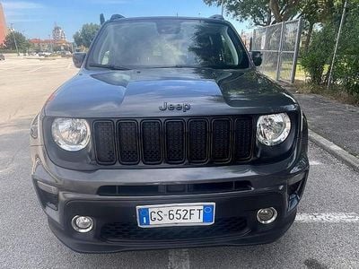 Usata Jeep Renegade Longitude 131 CV (96 kW) 2022 Grigio SUV