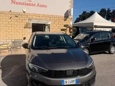 Usata Fiat Tipo 131 CV (96 kW) 2023 Grigio Station wagon