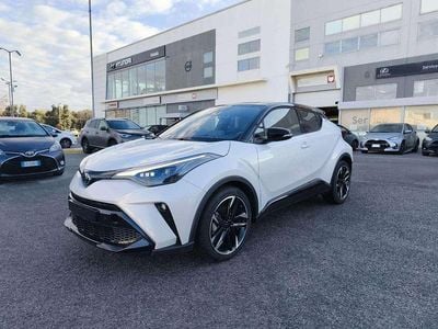Usata Toyota C-HR Sport 152 CV (111 kW) 2024 Bianco SUV