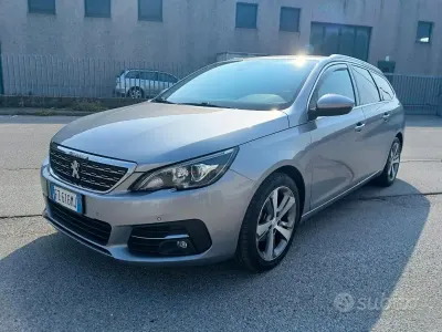 Usata Peugeot 308 Allure 131 CV (96 kW) 2019 Grigio Station wagon