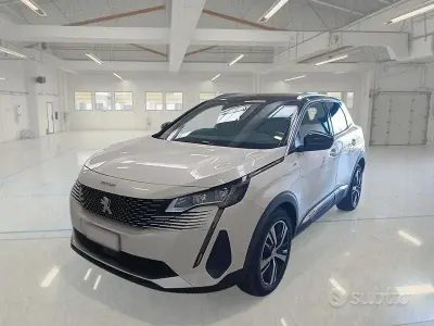 Usata Peugeot 3008 GT 131 CV (96 kW) 2022 Bianco SUV