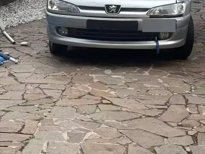 Usata Peugeot 306 88 CV (64 kW) 1999 Grigio Berlina