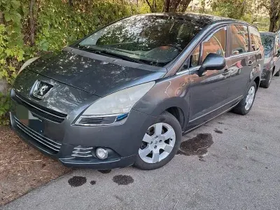 Usata Peugeot 5008