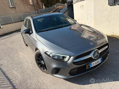 Usata Mercedes 180 2020 Grigio Berlina