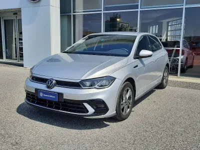 Usata VW Polo R-line 95 CV (69 kW) 2023 Argento Utilitaria