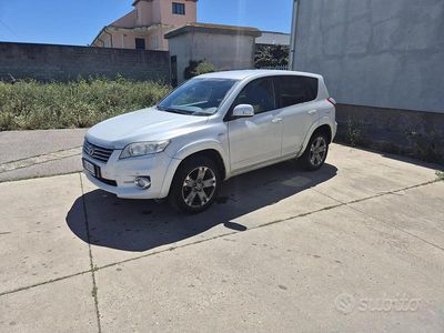 Usata Toyota RAV4 150 CV (110 kW) 2012 Bianco SUV
