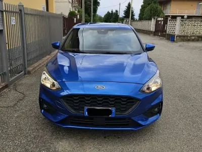 Usata Ford Focus ST-Line 125 CV (91 kW) 2019 Blu Berlina