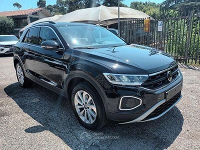Nuova VW T-Roc Style 116 CV (85 kW) 2026 Nero SUV
