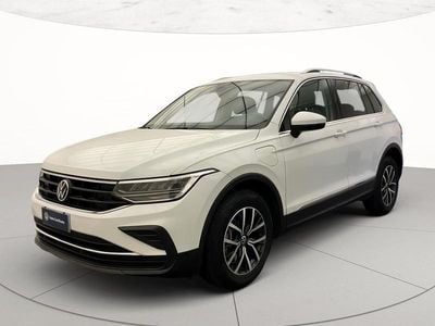 Gebraucht VW Tiguan Life 245 PS (180 kW) 2022 Weiß SUV