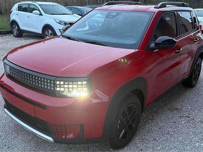 Nuova Fiat Grande Panda Icon 101 CV (74 kW) 2026 Rosso Utilitaria