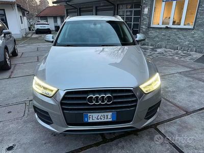 Usata Audi Q3 Business 150 CV (110 kW) 2015 Grigio SUV
