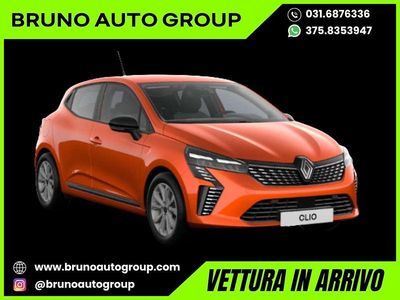 Nuova Renault Clio V SE 67 CV (49 kW) 2025 Orange valencia Berlina