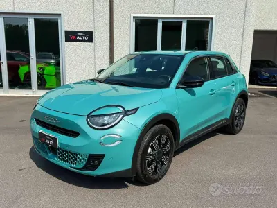 Usata Fiat 600 136 CV (100 kW) 2025 Blu/azzurro SUV