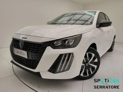 Usata Peugeot e-208 Style 100 kW (136 CV) 2024 Bianco Utilitaria