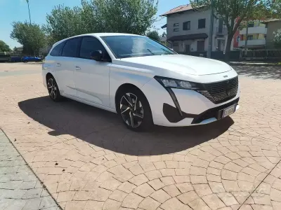 Usata Peugeot 308 Allure 131 CV (96 kW) 2022 Bianco Station wagon