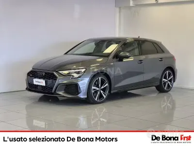 Usata Audi A3 S-Line 200 CV (147 kW) 2022 Grigio Berlina