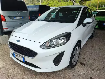 Begagnad Ford Fiesta Titanium 85 HK (62 kW) 2018 Vit Halvkombi