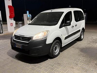 Usata Peugeot TePee Active 74 CV (54 kW) 2017 Bianco Monovolume