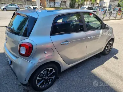 Usata Smart ForFour 90 CV (66 kW) 2017 Utilitaria