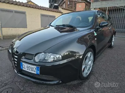 Usata Alfa Romeo 147 GTA 250 CV (183 kW) 2003 Nero Utilitaria