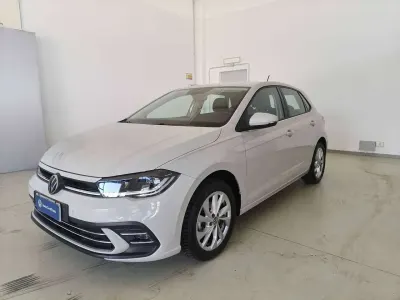 Usata VW Polo Style 95 CV (69 kW) 2023 Ascot grey Utilitaria