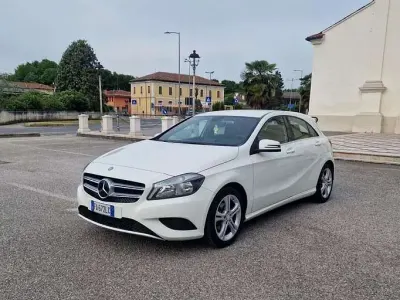 Usata Mercedes A180 Edition 109 CV (80 kW) 2015 Berlina