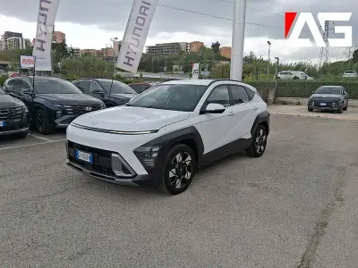 Usata Hyundai Kona 120 CV (88 kW) 2024 Bianco SUV