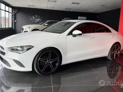 Usata Mercedes CLA200 Premium 150 CV (110 kW) 2021 Bianco Coupé