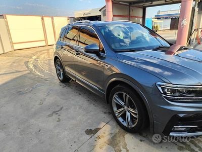 Grigio Usata 2018 VW Tiguan R-line SUV | 18.500 € (Buon prezzo)