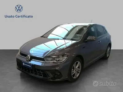 Usata VW Polo R-line 95 CV (69 kW) 2023 Smoky grey metallizzato Utilitaria