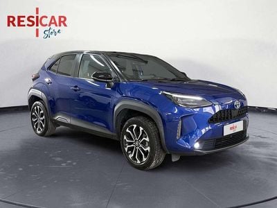 Usata Toyota Yaris Cross Trend 92 CV (67 kW) 2021 Blu metallizzato / tetto nero SUV