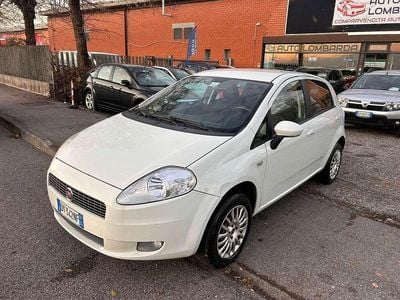Usata Fiat Grande Punto Dynamic 77 CV (56 kW) 2009 Bianco Utilitaria