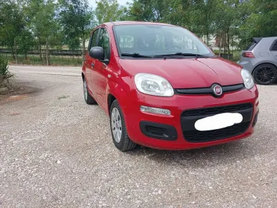 Usata Fiat Panda Lounge 69 CV (50 kW) 2015 Utilitaria