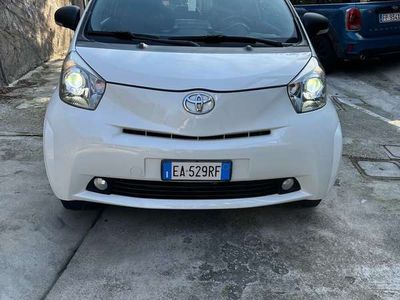 usata Toyota iQ 1.3 Style (executive) cvt E5