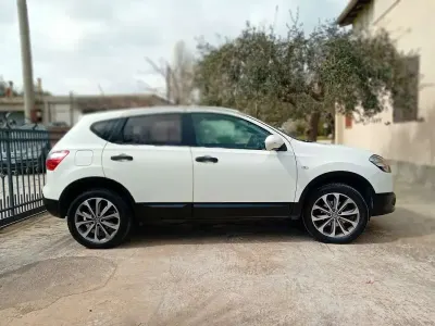 Usata Nissan Qashqai Visia 110 CV (80 kW) 2011 Bianco SUV