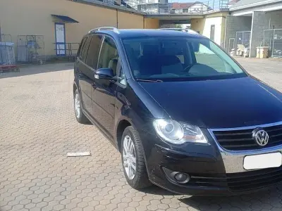 Usata VW Touran 102 CV (75 kW) 2008 Nero Monovolume